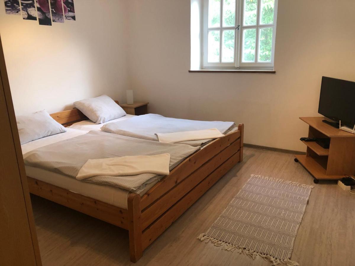 Tisza-Kert Apartmanok Tiszafüred Buitenkant foto
